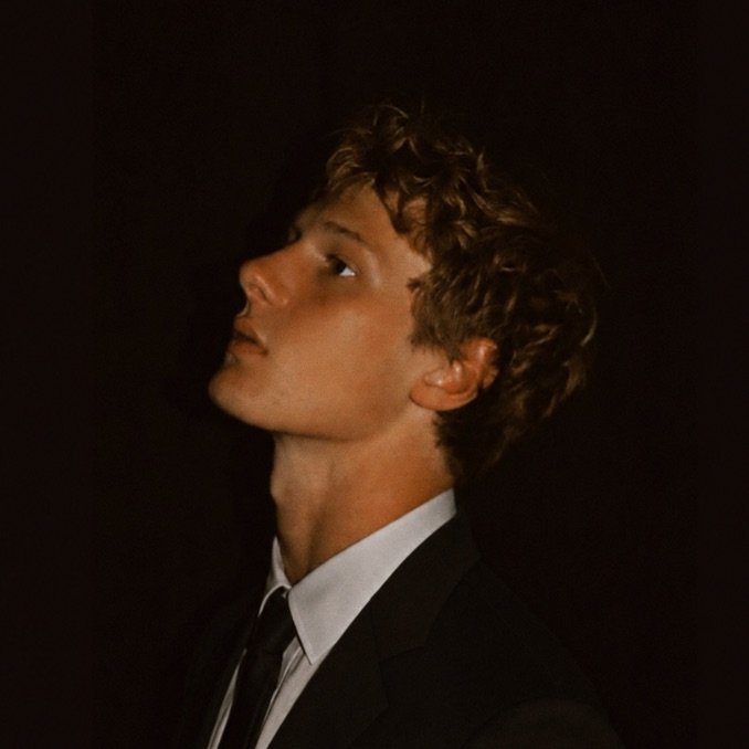 @theianchristianson